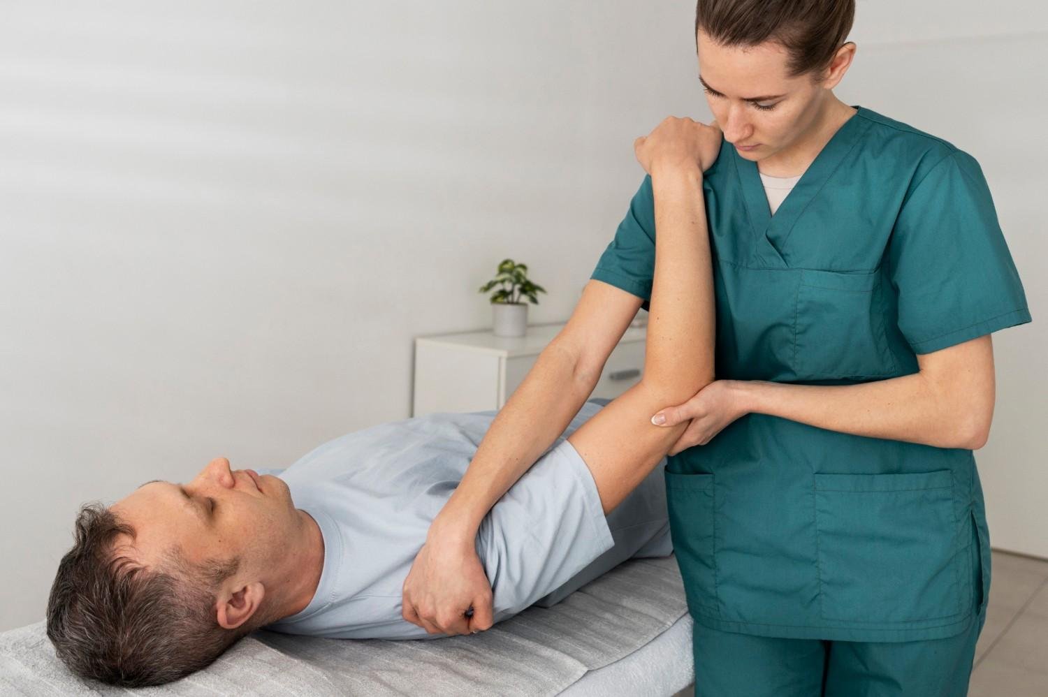 Best Nerve Pain Physiotherapy in Gaur City
