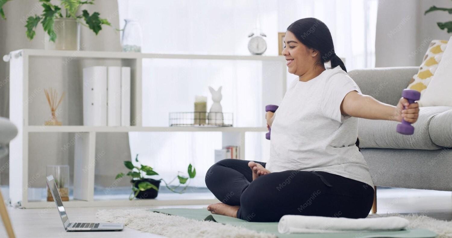 Best Home Physiotherapy for New Mothers in Crossing Republik
